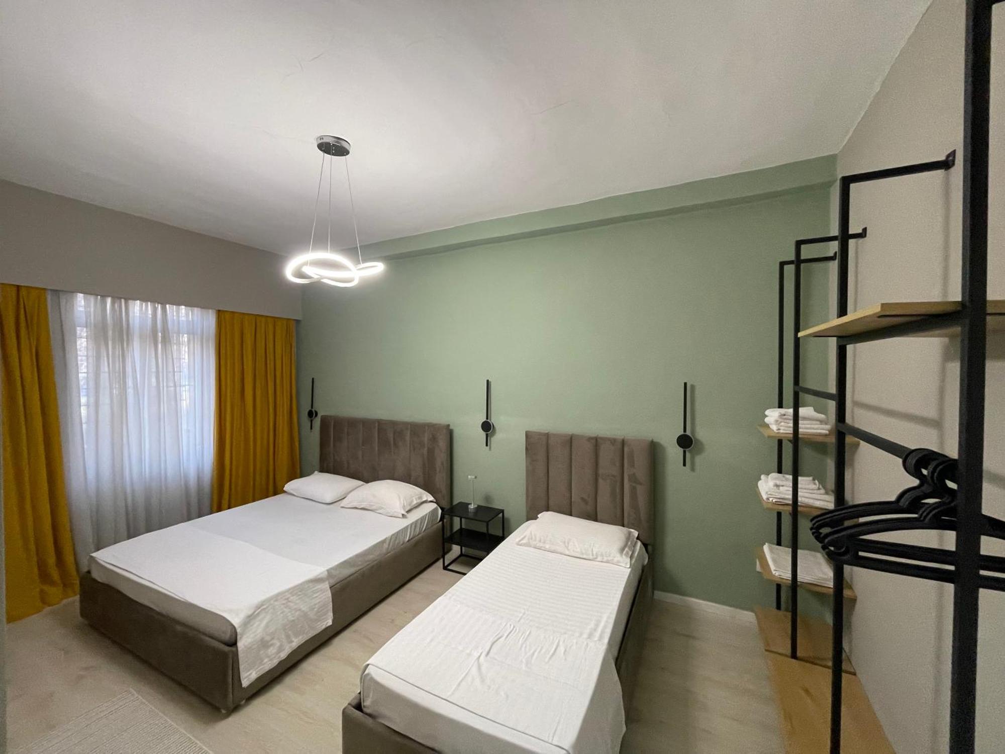Green Apt Blloku Tiranë Luaran gambar